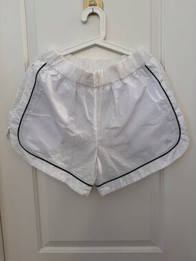 ALO Yoga White Shorts with Black Piping
